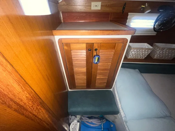 Bella Vita Yacht Photos Pics 