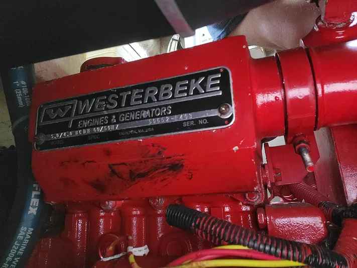 Bella Vita Yacht Photos Pics 