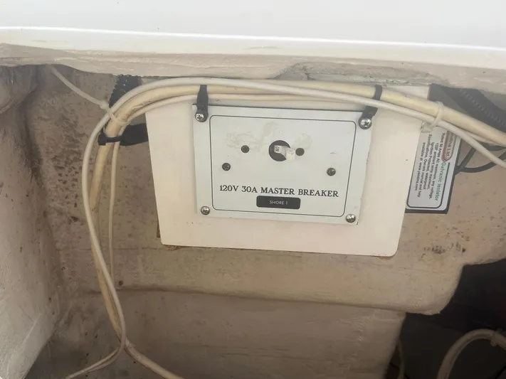 Bella Vita Yacht Photos Pics 