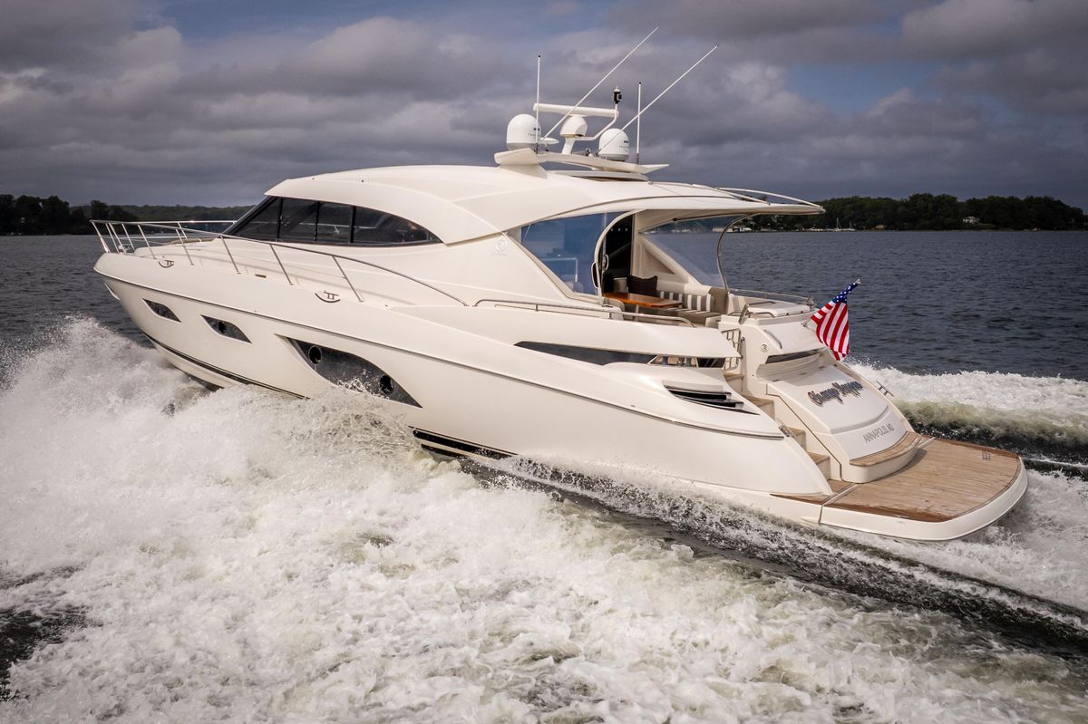 2017 Riviera 60 