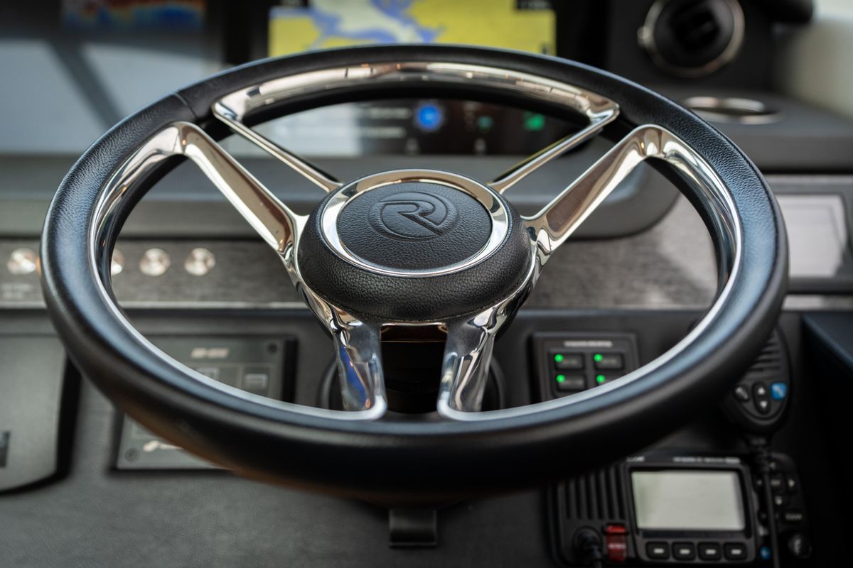 2017 Riviera 60 