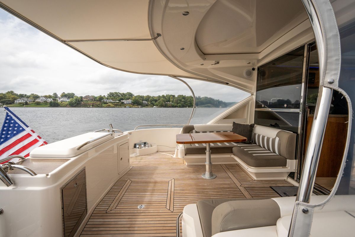 2017 Riviera 60 