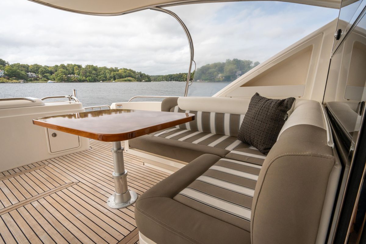 2017 Riviera 60 