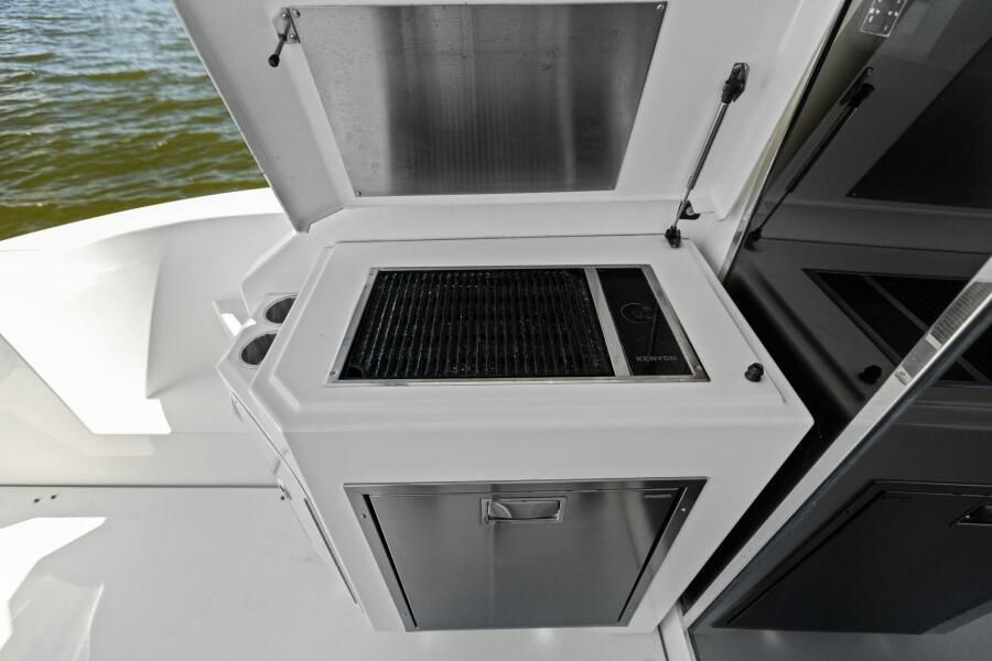 2018 Cruisers Yachts 45 