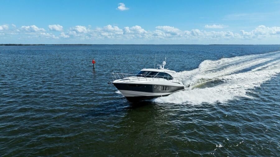 2018 Cruisers Yachts 45 