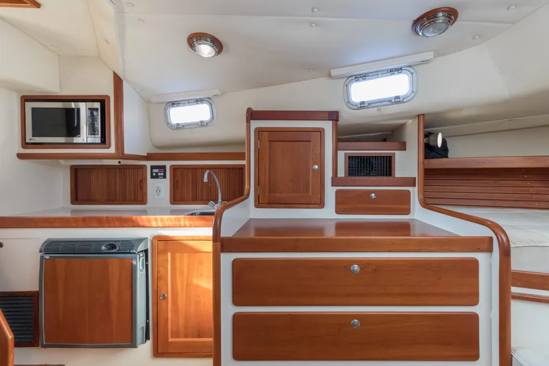 Seahorse II Yacht Photos Pics 