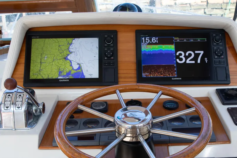 Seahorse II Yacht Photos Pics 