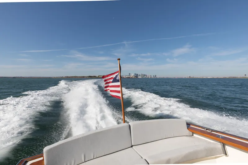 Seahorse II Yacht Photos Pics 