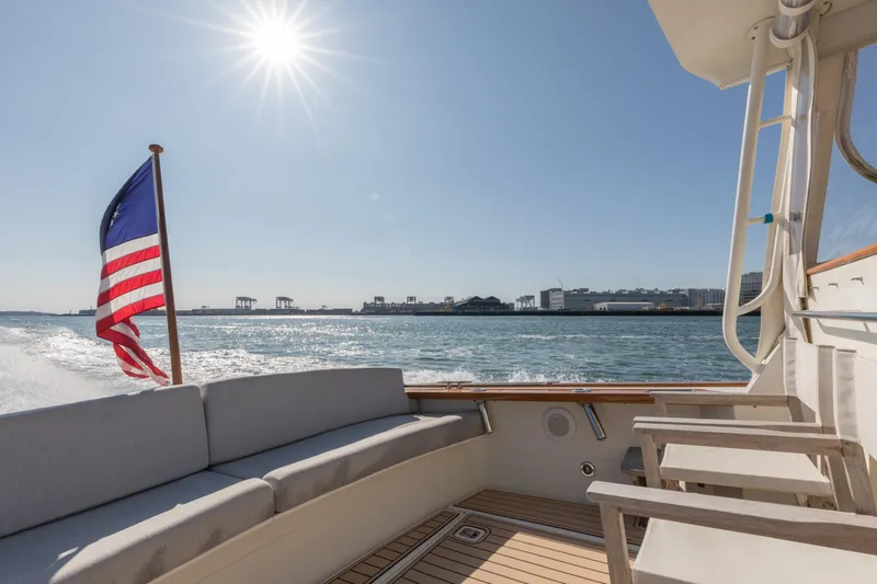 Seahorse II Yacht Photos Pics 