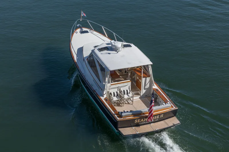 Seahorse II Yacht Photos Pics 