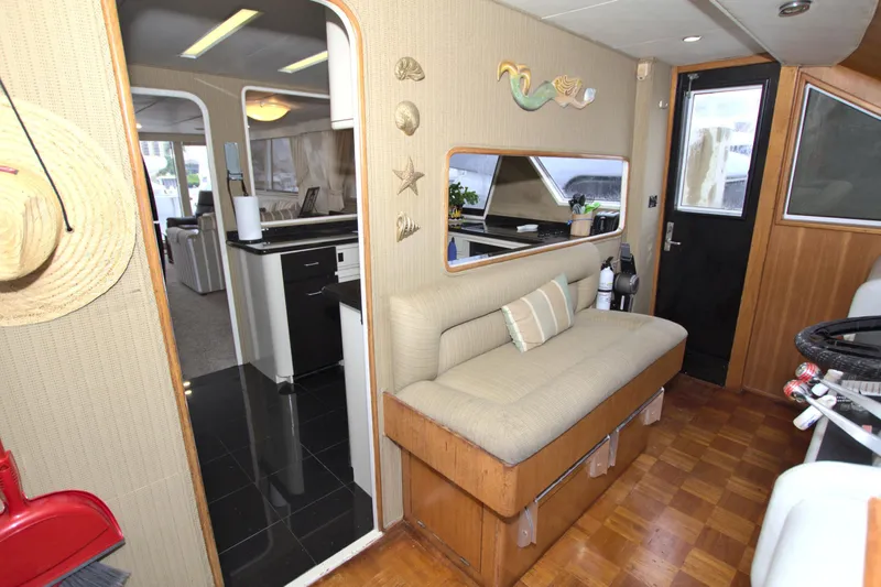 Cleodora Yacht Photos Pics 