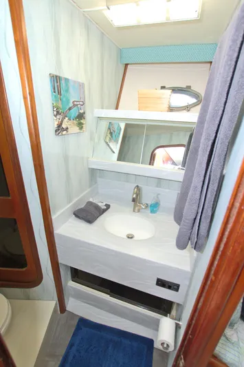 Cleodora Yacht Photos Pics 