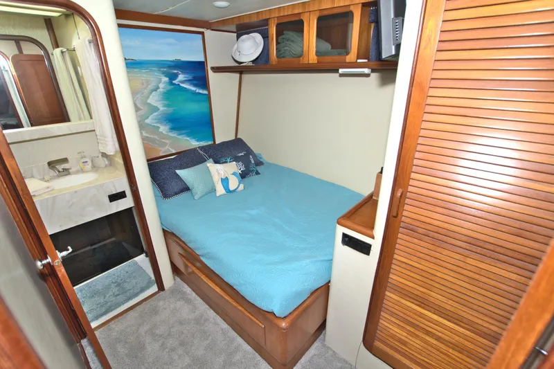 Cleodora Yacht Photos Pics 