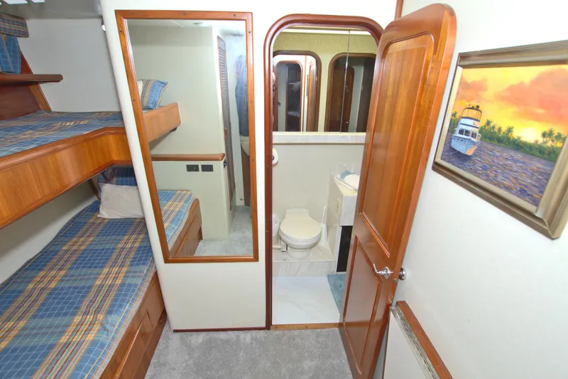 Cleodora Yacht Photos Pics 