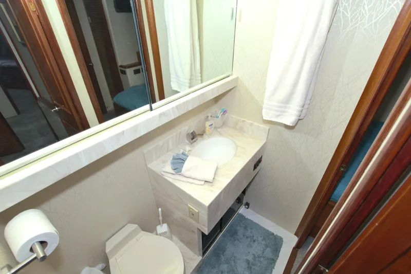 Cleodora Yacht Photos Pics 