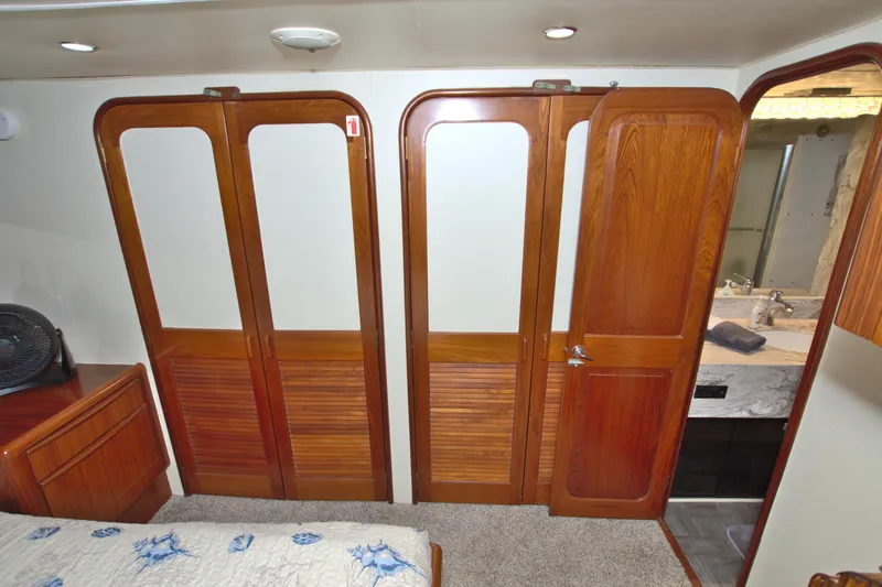 Cleodora Yacht Photos Pics 