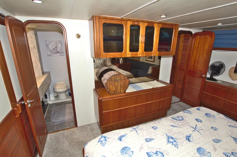 Cleodora Yacht Photos Pics 