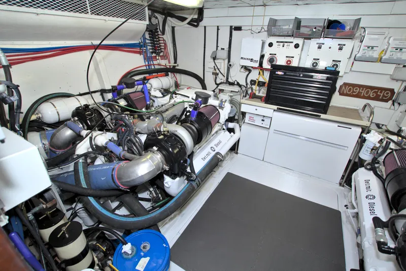 Cleodora Yacht Photos Pics 