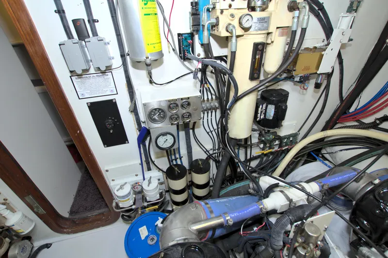 Cleodora Yacht Photos Pics 