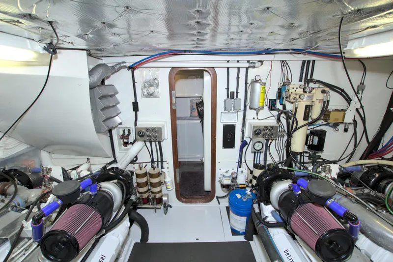 Cleodora Yacht Photos Pics 