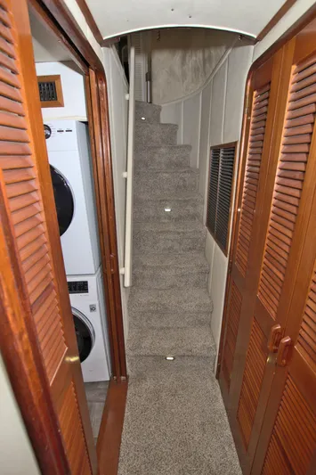 Cleodora Yacht Photos Pics 