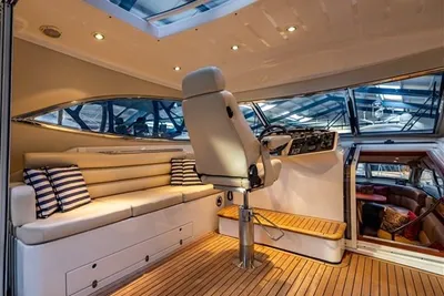 2005 Atlantic 60