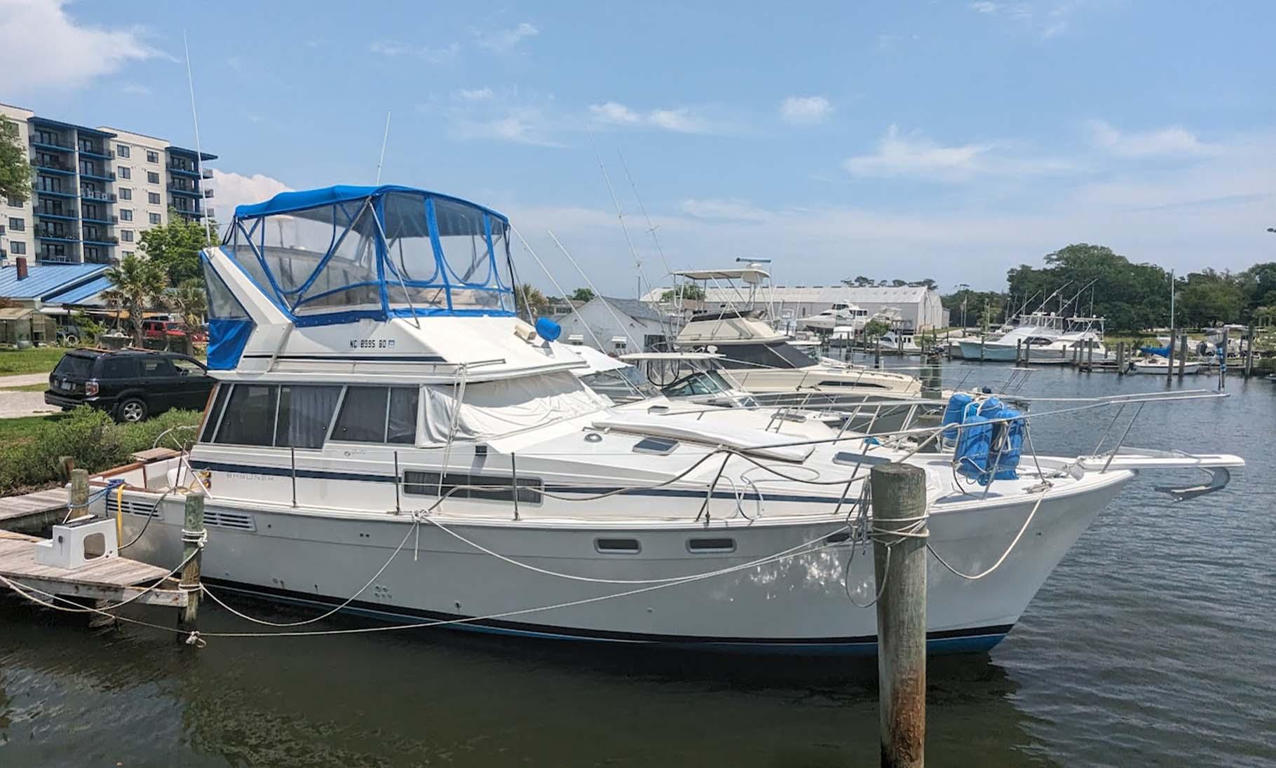 1987 Bayliner 3870 Cruiser for sale - YachtWorld