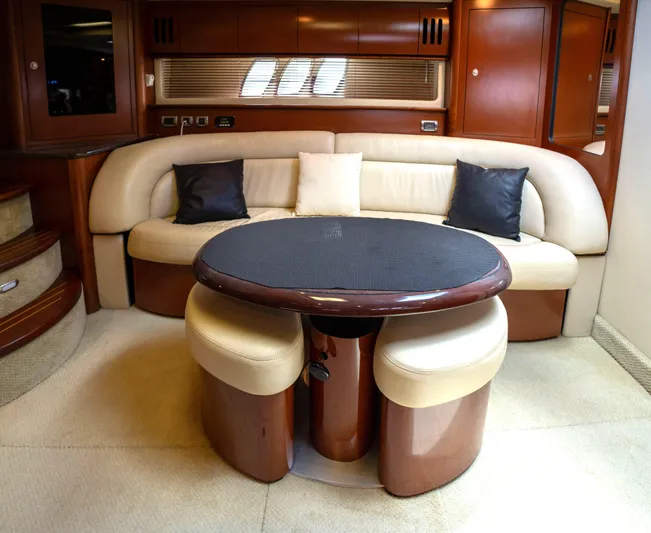 Bubenberg Yacht Photos Pics Sea Ray 44 Bubenberg - Salon Seating, Table with Ottomans