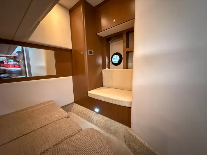  Yacht Photos Pics Interior of 2016 Sea Ray 350 Sundancer yacht, featuring cozy seating and modern design.
