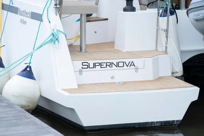 Supernova Yacht Photos Pics 