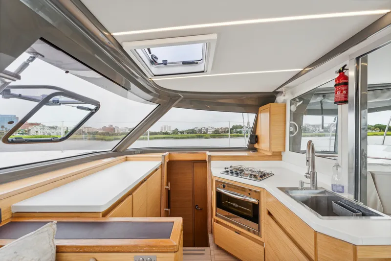 Supernova Yacht Photos Pics 