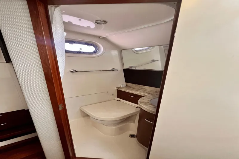 Two Monkeys Yacht Photos Pics 