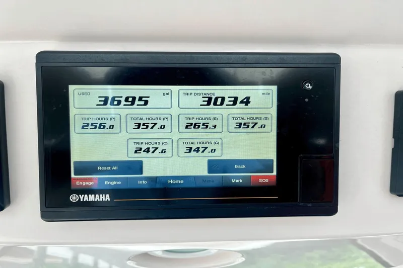 Two Monkeys Yacht Photos Pics 