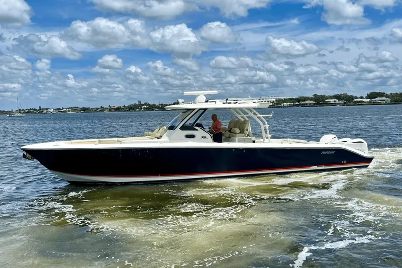 Two Monkeys Yacht Photos Pics 