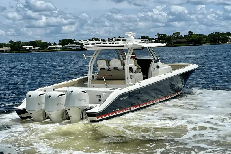 Two Monkeys Yacht Photos Pics 