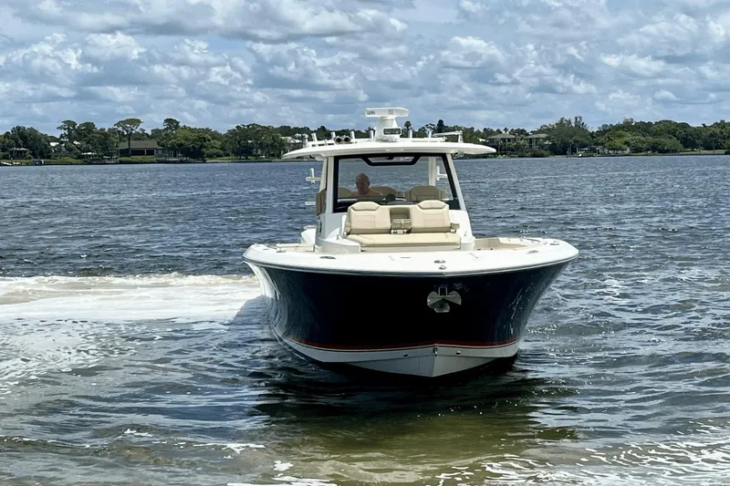 Two Monkeys Yacht Photos Pics 