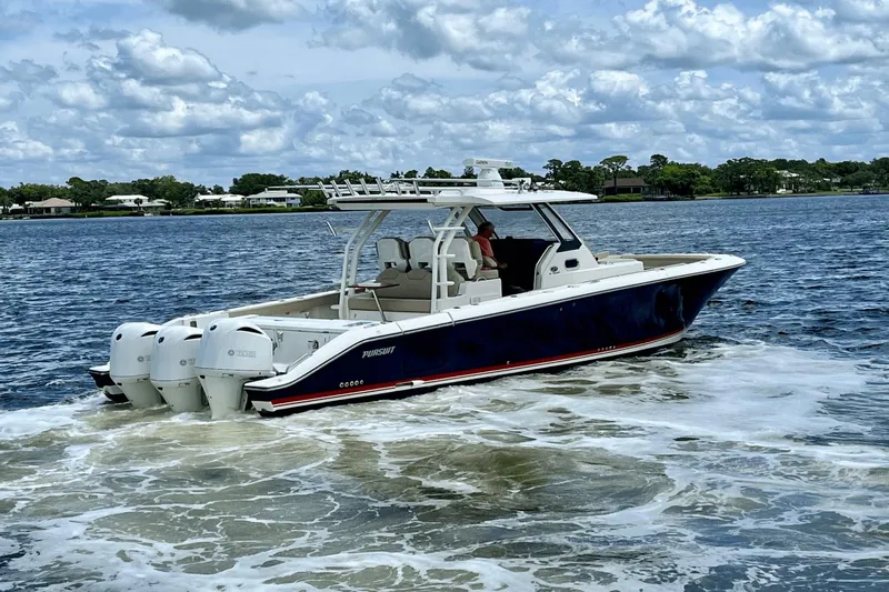 Two Monkeys Yacht Photos Pics 