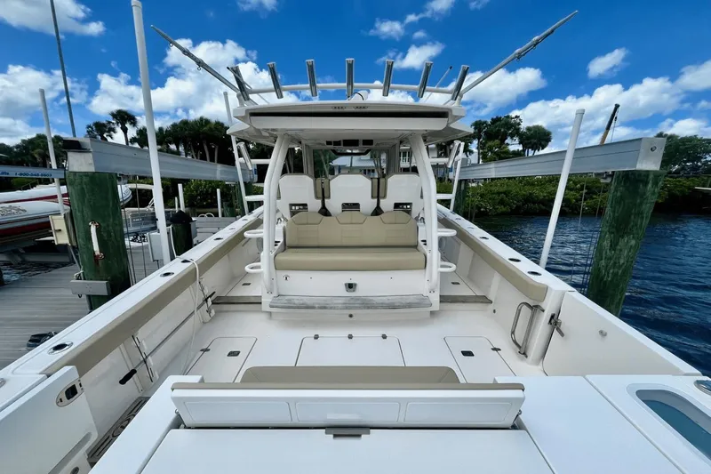 Two Monkeys Yacht Photos Pics 