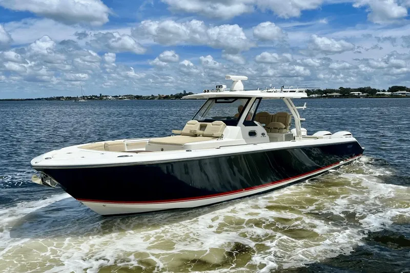 Two Monkeys Yacht Photos Pics 