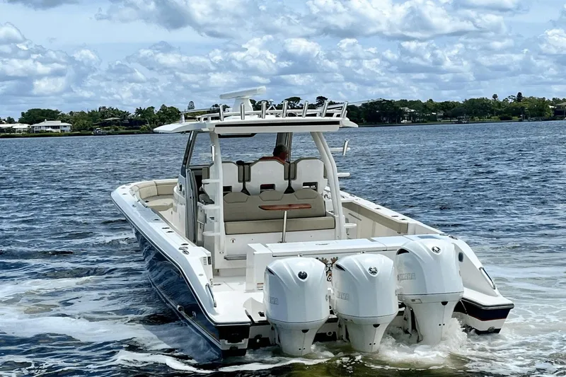 Two Monkeys Yacht Photos Pics 