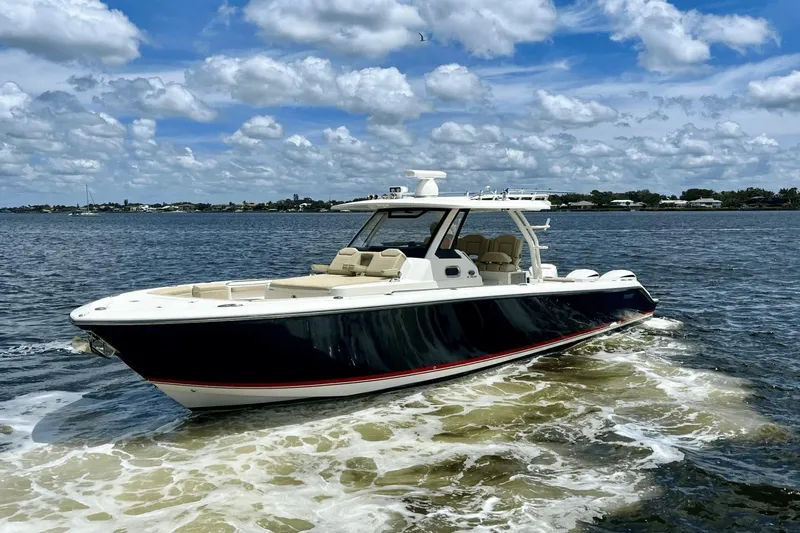 Two Monkeys Yacht Photos Pics 