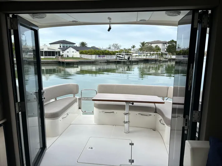  Yacht Photos Pics 2019 Carver 37 Coupe - Image 69