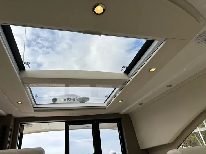  Yacht Photos Pics 2019 Carver 37 Coupe - Image 65
