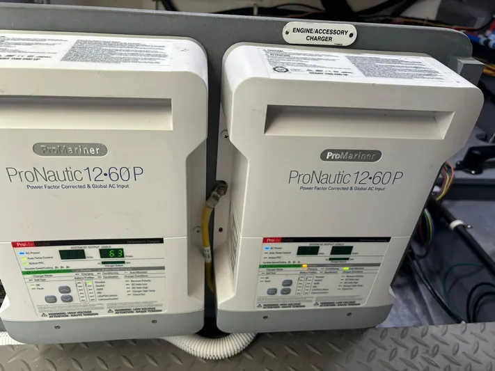  Yacht Photos Pics 2019 Carver 37 Coupe - Image 77