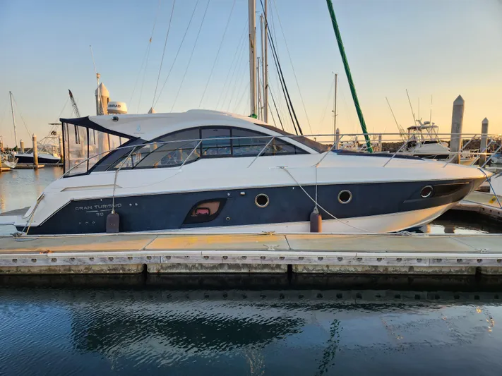 Water Walker Yacht Photos Pics 