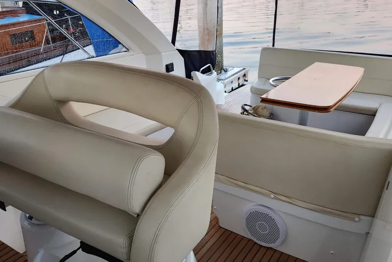 Water Walker Yacht Photos Pics 