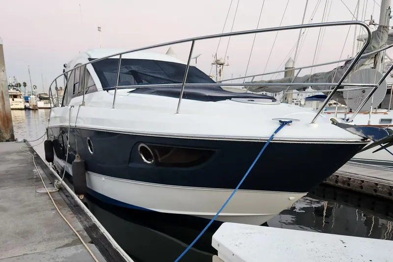 Water Walker Yacht Photos Pics 