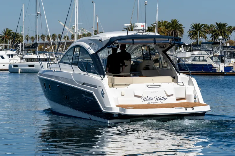 Water Walker Yacht Photos Pics 