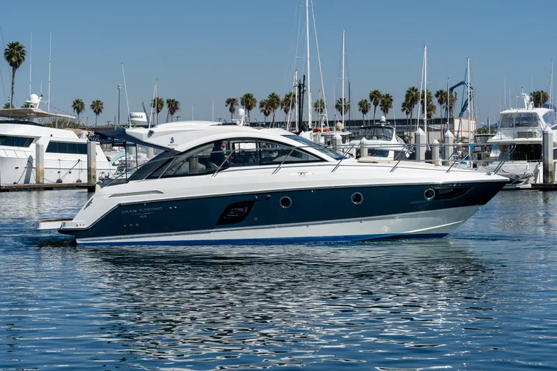 Water Walker Yacht Photos Pics 