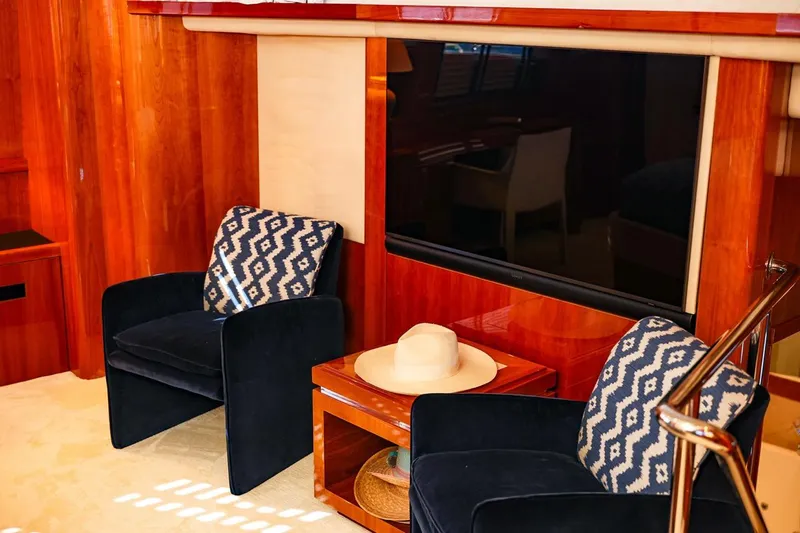 Frivolous Yacht Photos Pics Luxurious Sunseeker 34 Metre Yacht 2009 interior with elegant seating and decor.